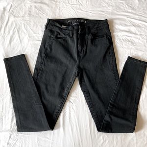 American Eagle Black Hi-Rise Skinny Jeans/Jeggings